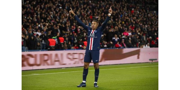Dijon FCO beendete die sechs Siege von Paris Saint Germain in Folge Dijon FCO beendete die sechs Siege von Paris Saint Germain in Folge